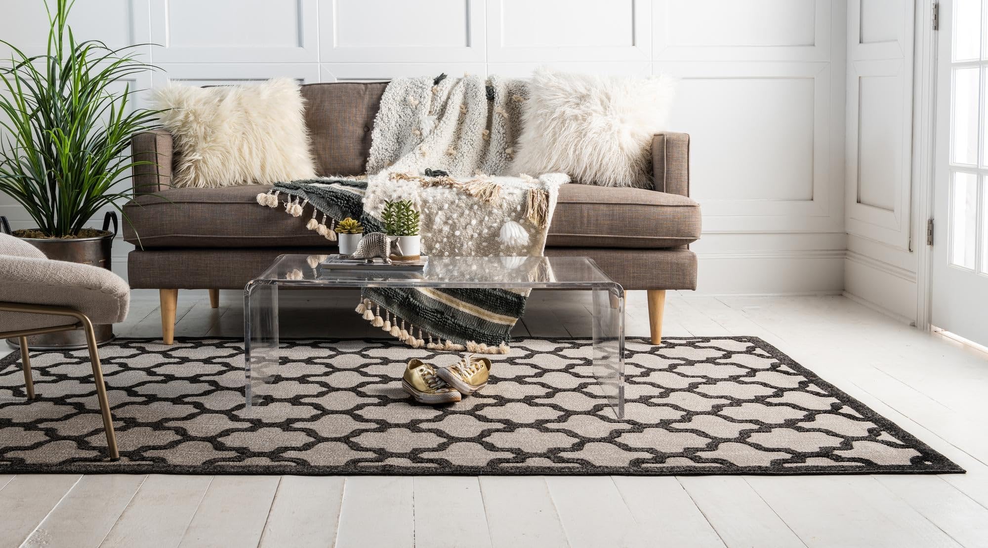 Rugs.com Outdoor Trellis Textured Collection Rug – 7x10 Black Flatweave-Pile Rug Perfect for Bedrooms, Dining Rooms, Living Rooms - Image 4
